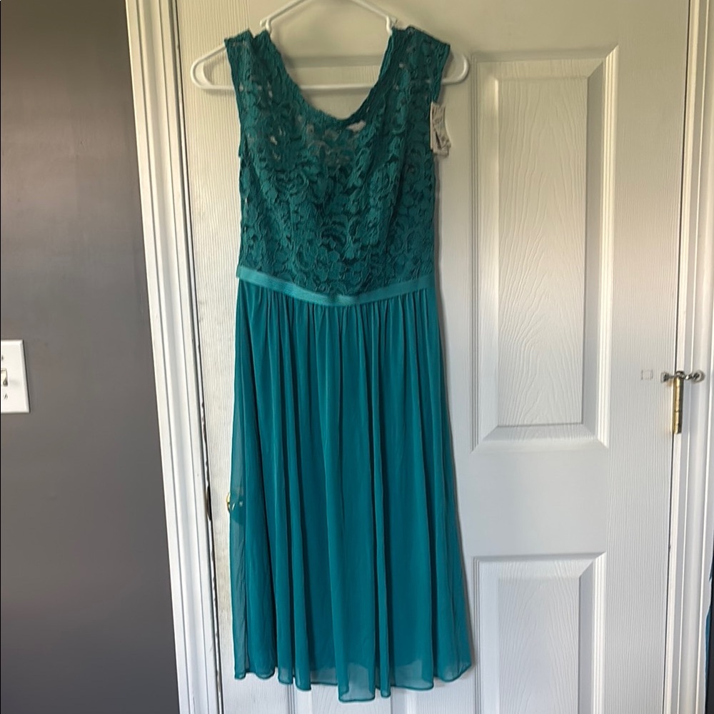 Elegant Teal Lace Dress